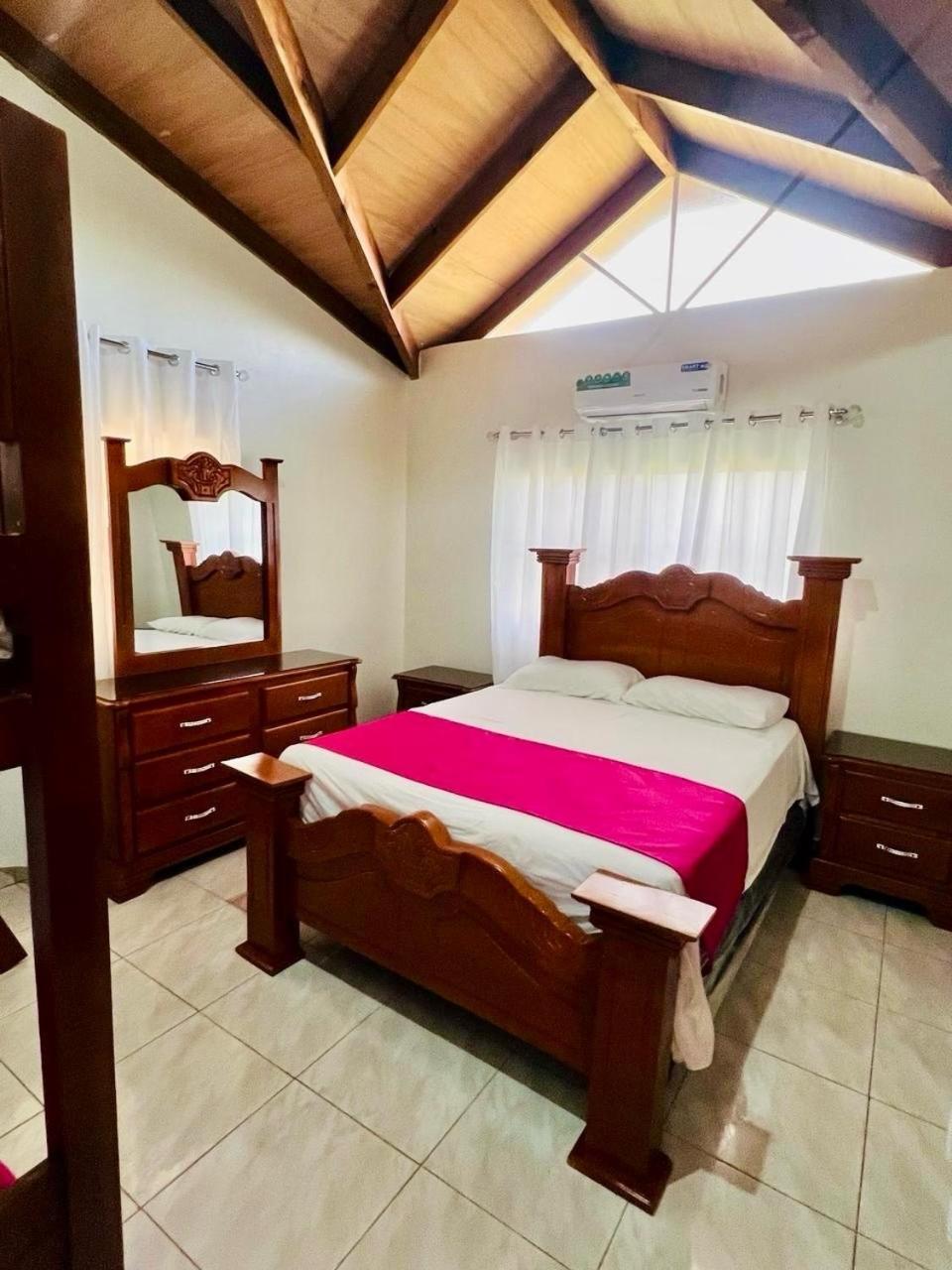 Oasis Dona Elena Villa Jarabacoa Kültér fotó